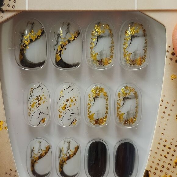 OPI XPRESS/ON Glue Nails Set - New - Picture 2 of 3